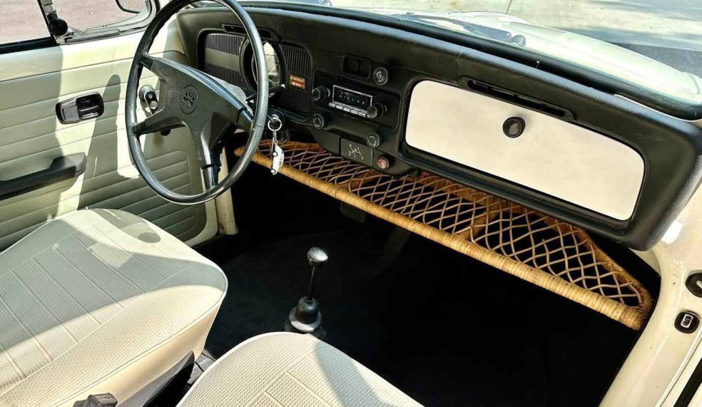 1974 Volkswagen Beetle Hatchback